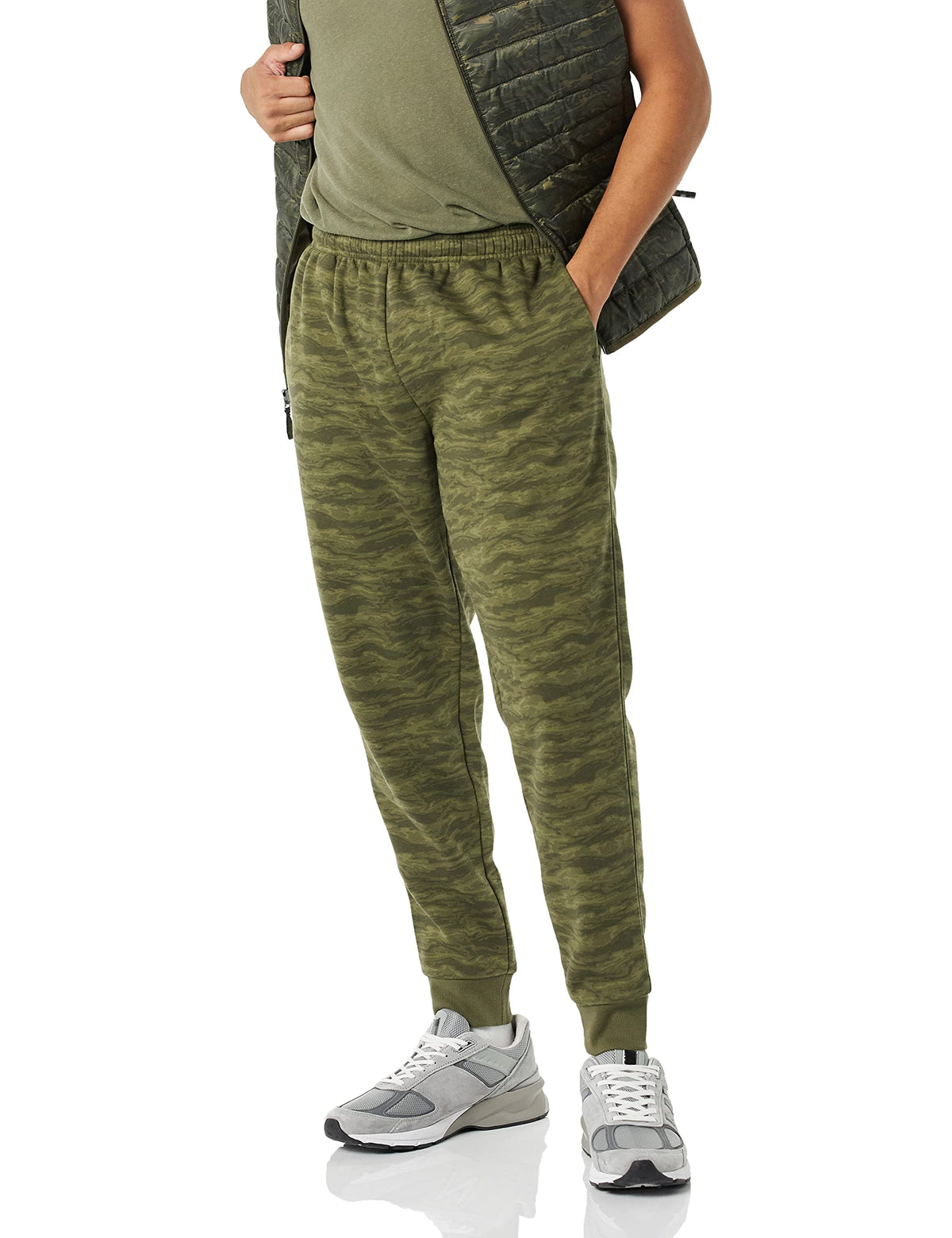 Men's Relaxed-Fit Fleece Performance Jogger Sweatpants